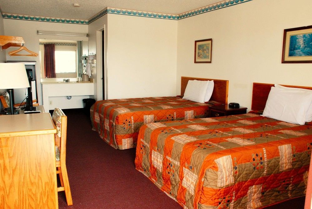 Westworld Country Inn Hubbard Exterior foto